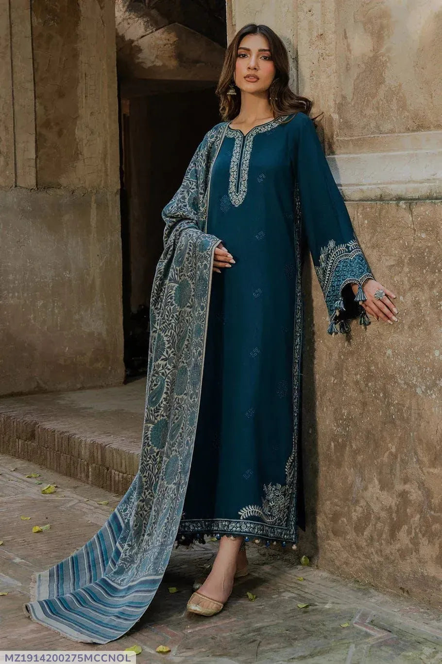 Embroidery collection